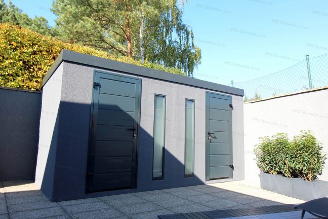Ein doppeltes Gartenhaus in dunkel-grau mit LPU40 Türen von Hörmann