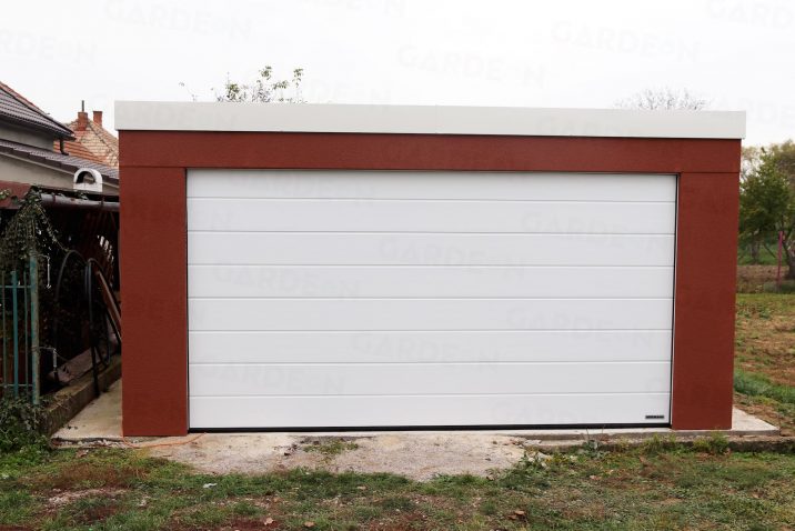 Eine Doppelgarage in ziegelrot