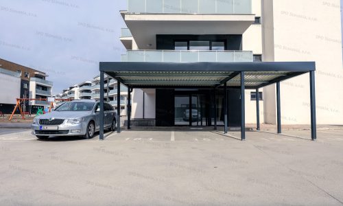Ein Carport von GARDEON für 3 Autos in anthrazit