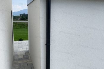 Das Rinnensystem an einem Häuschen von GARDEON