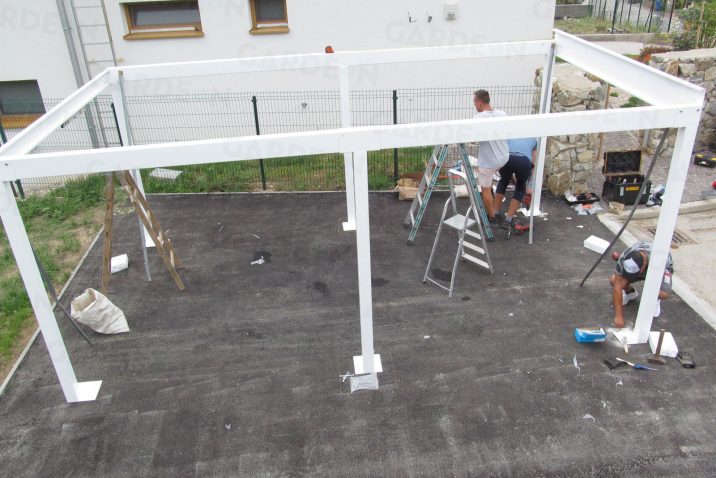 Die Montage des Carports von GARDEON