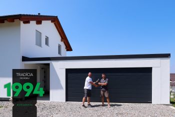 Individuelle Doppelgarage von GARDEON mit Pultdach