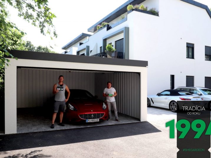 Ein Ferrari parkt in der GARDEON Doppelgarage