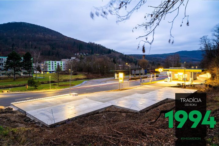 Montage der Reihengarage in Slowakei