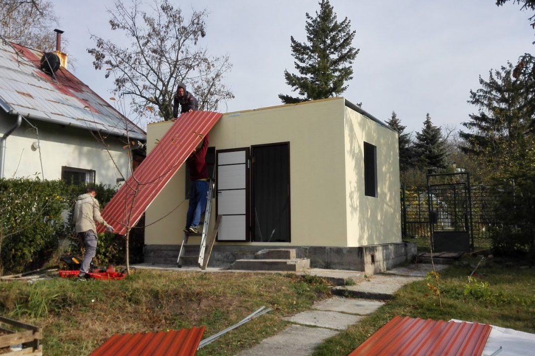 Die Montage der Dachdeckung