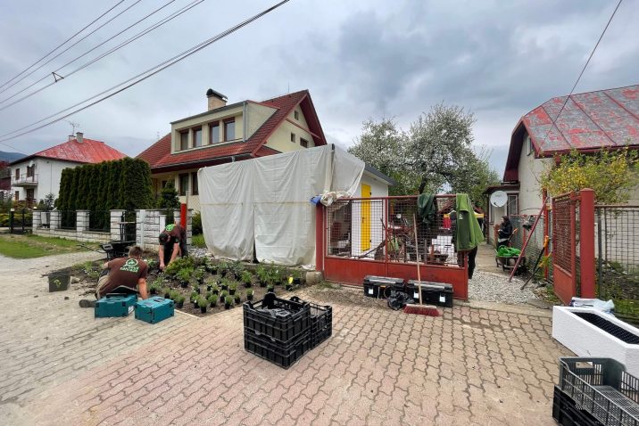 Die Männer aus Nová Záhrada sind bei dem Kunden