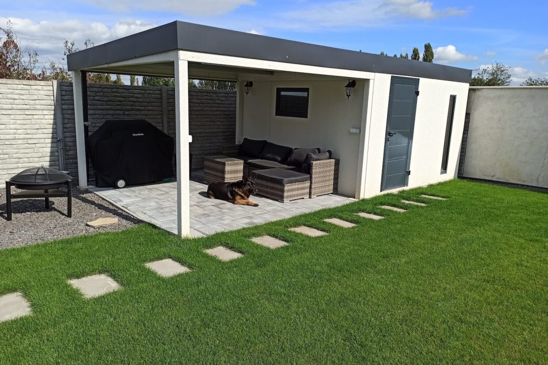 GARDEON Gartenhütte mit Pergola in weiß