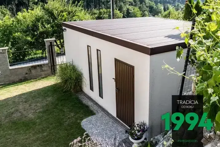 Fertiggarage GARDEON mit Oberlichtern und Tür