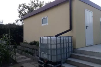 Das Ablaufrohr der Garage wurde individuell verbunden