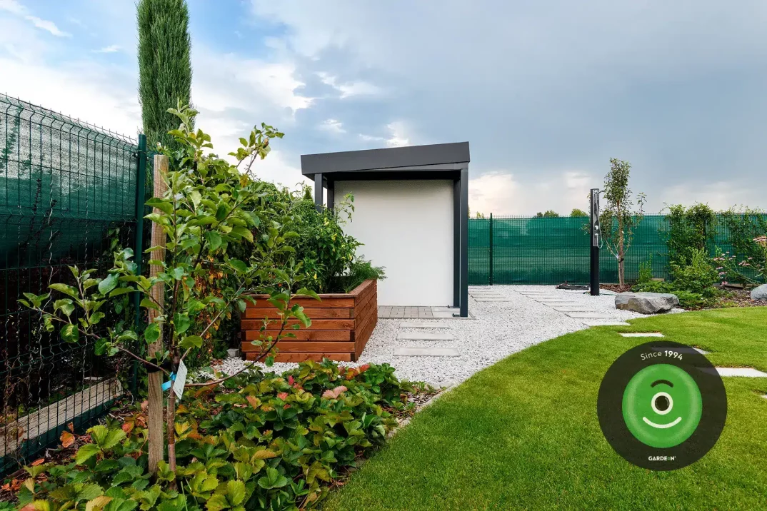 Gartenhaus mit Pergola