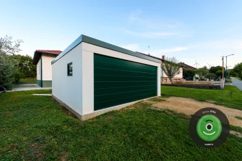 Doppelgarage GARDEON mit Zubehör der Marke Hörmann