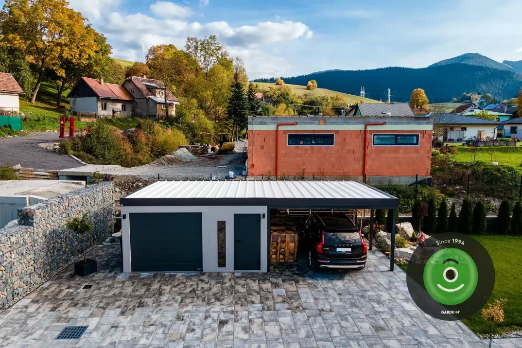 Fertiggarage GARDEON mit einem Tor von Hörmann