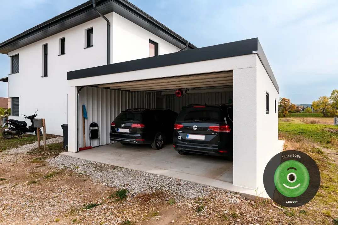 Doppelgarage GARDEON mit Zubehör der Marke Hörmann