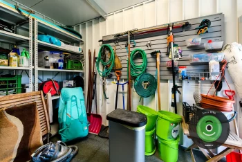 Doppelgarage GARDEON mit Zubehör der Marke Hörmann