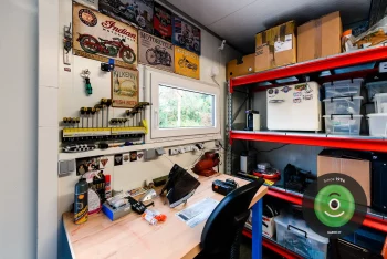 Doppelgarage GARDEON mit Zubehör der Marke Hörmann