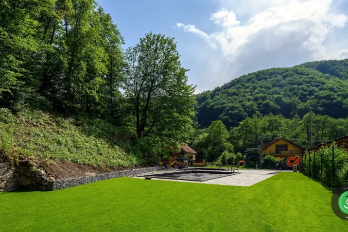 Vorbereitete Fundament für die Montage