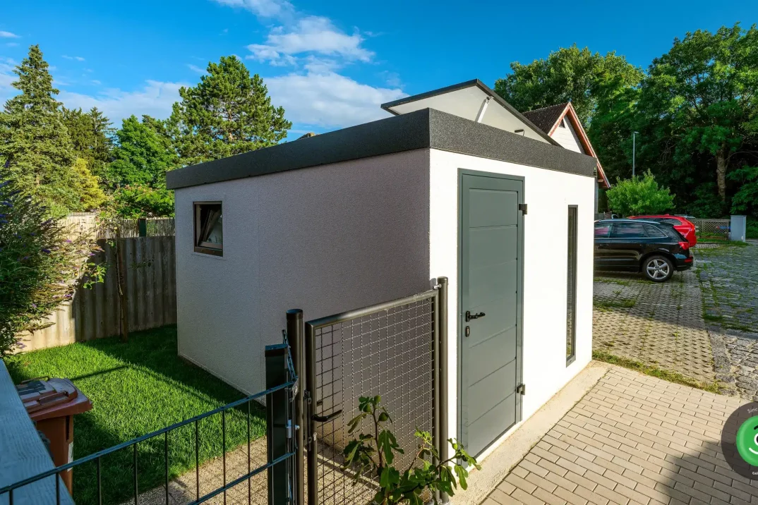 Montierte Gartenhütte GARDEON mit Zubehör