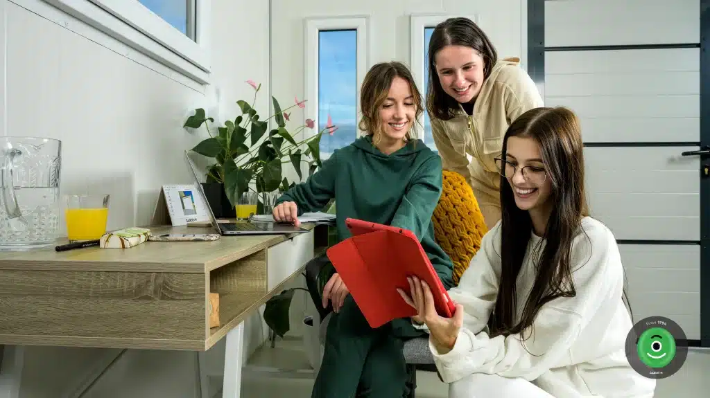 Die Garage kann auch als Arbeitszimmer genutzt werden